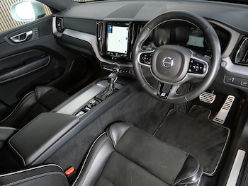 Used Volvo XC60 2018 for sale - 79179276: Photo