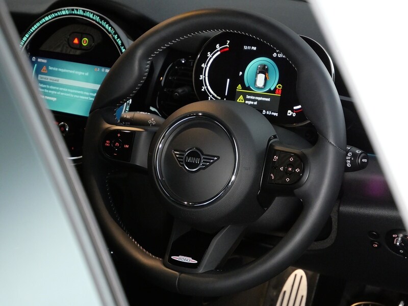 Used MINI Hatch 2023 for sale - 77840672: Photo 25