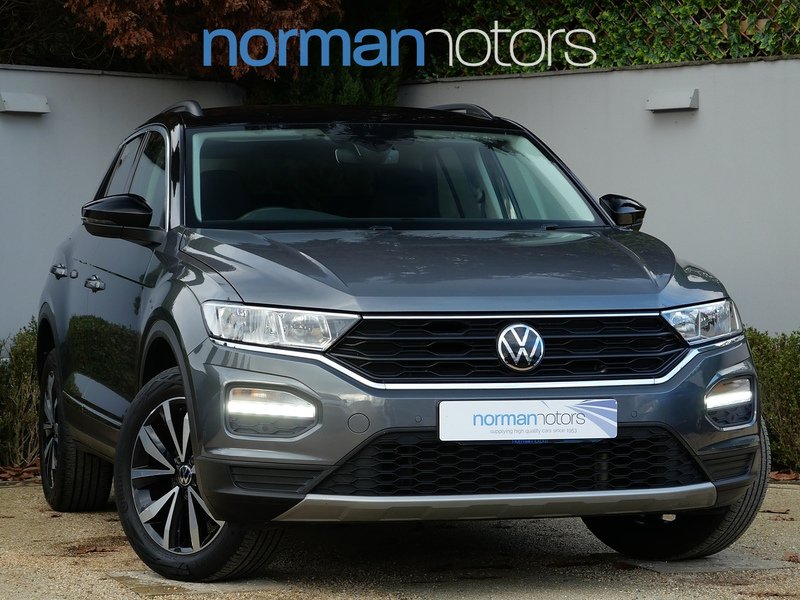 Used Volkswagen T-Roc for sale - 76612624: Photo 1