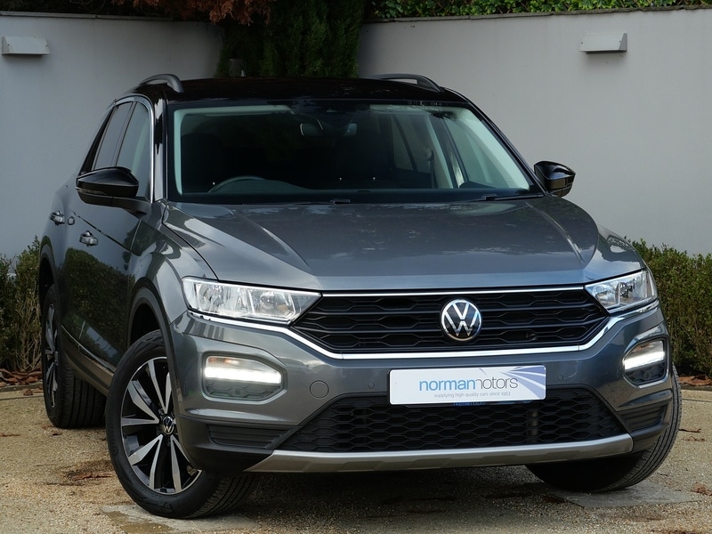 Used Volkswagen T-Roc for sale - 76612624: Photo 8