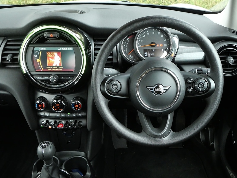 Used MINI Hatch 2020 for sale - 76682345: Photo 14