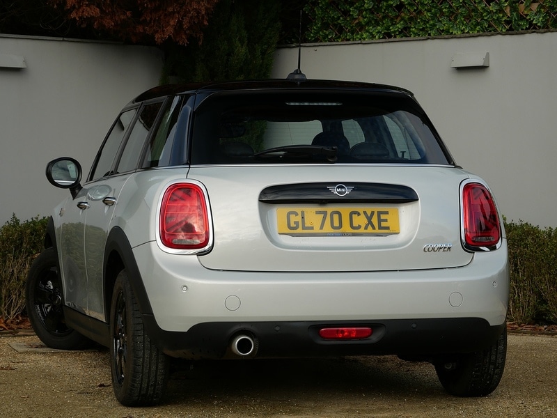 Used MINI Hatch 2020 for sale - 76682345: Photo 2