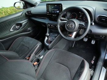 Used Toyota Yaris 2021 for sale - 75690320: Photo