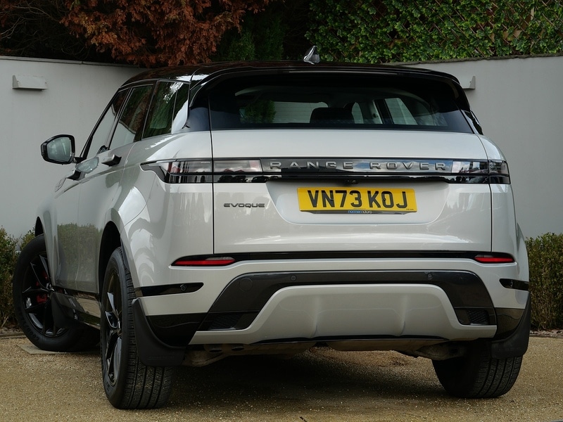 Used Land Rover Range Rover Evoque 2023 for sale - 76334096: Photo 2