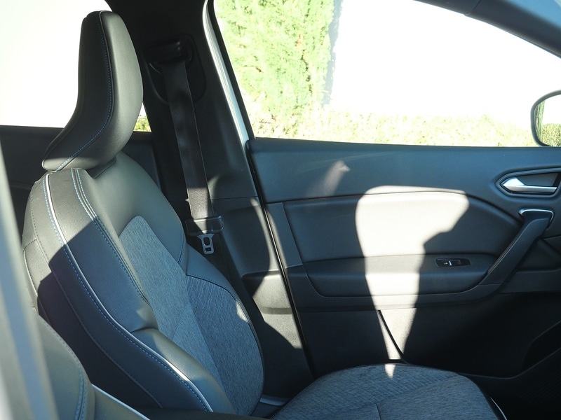 Used Renault Captur 2021 for sale - 76651038: Photo 19