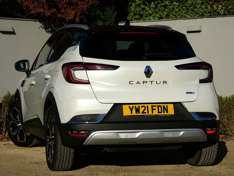 Used Renault Captur 2021 for sale - 76651038: Photo 2