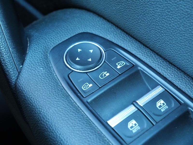 Used Renault Captur 2021 for sale - 76651038: Photo 28