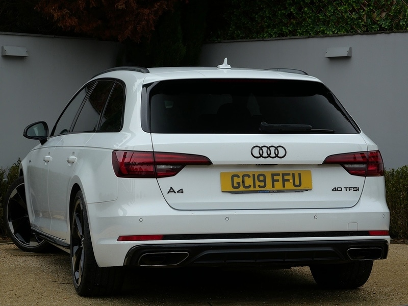 Used Audi A4 2019 for sale - 76482583: Photo 2