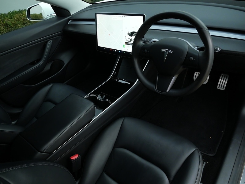 Used Tesla Model 3 2020 for sale - 76505601: Photo 3