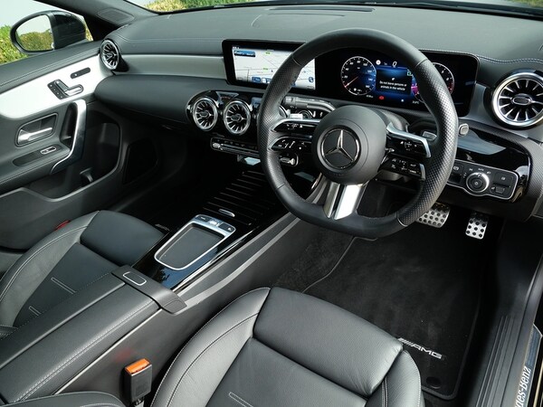 Used Mercedes-Benz CLA 2023 for sale - 75690317: Photo 3