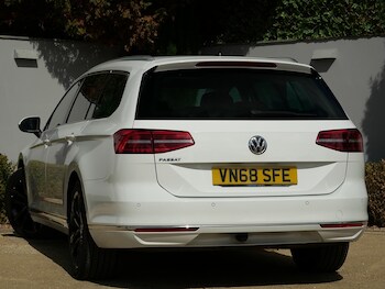 Used Volkswagen Passat 2018 for sale - 75690323: Photo
