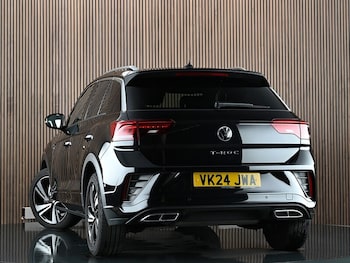 Used Volkswagen T-Roc 2024 for sale - 78646033: Photo