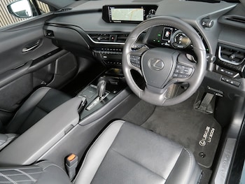 Used Lexus UX 2021 for sale - 77880636: Photo
