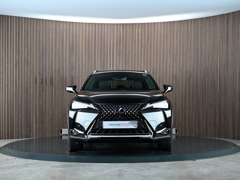 Used Lexus UX 2021 for sale - 77880636: Photo 6