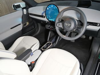 Used MINI Electric Cooper 2024 for sale - 79871856: Photo