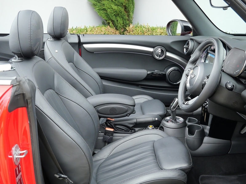 Used MINI Convertible 2020 for sale - 76304492: Photo 16