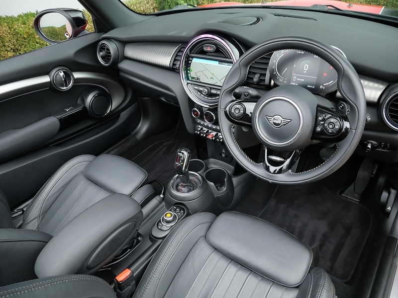 Used MINI Convertible 2020 for sale - 76304492: Photo 3