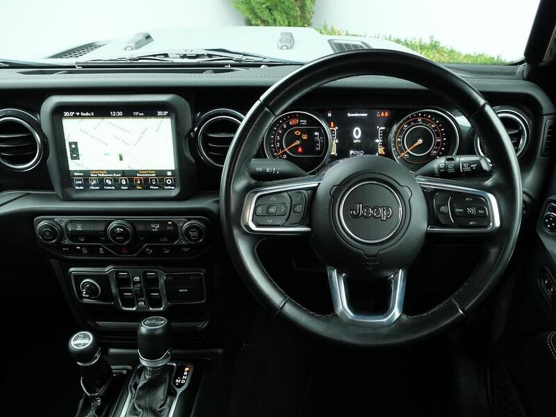 Used Jeep Wrangler 2020 for sale - 76958545: Photo 15