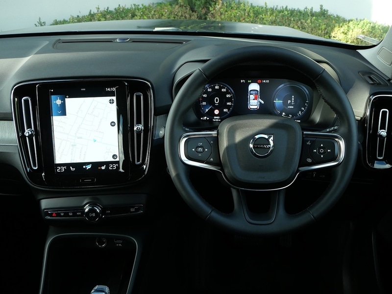 Used Volvo XC40 2022 for sale - 76628603: Photo 16