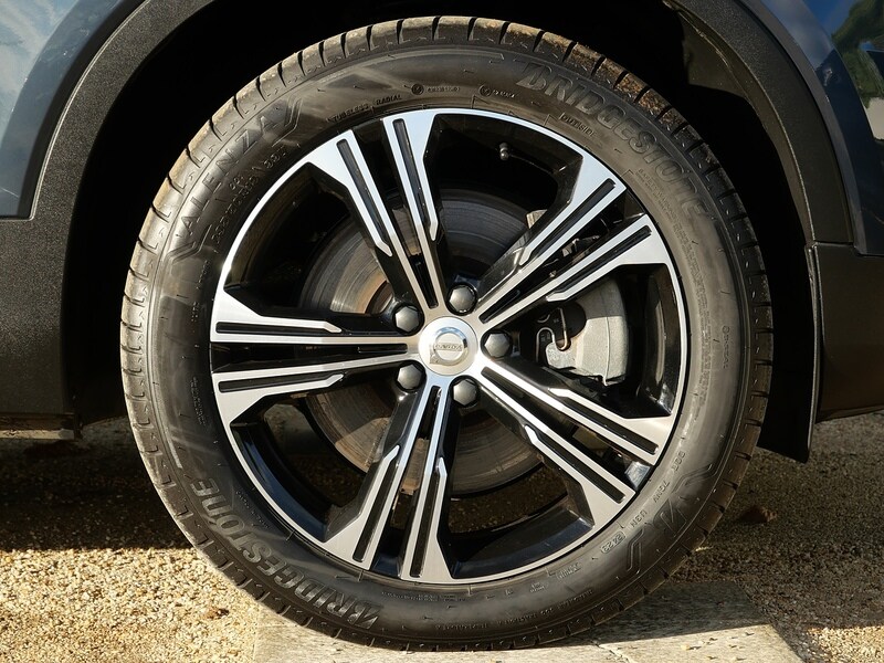 Used Volvo XC40 2022 for sale - 76628603: Photo 32