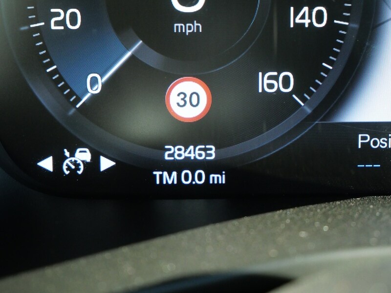 Used Volvo XC40 2022 for sale - 76628603: Photo 34