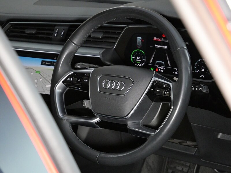 Used Audi e-tron 2021 for sale - 77840757: Photo 24