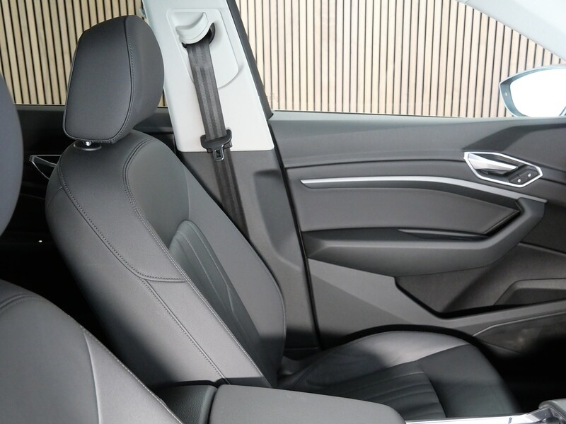 Used Audi e-tron 2021 for sale - 77840757: Photo 31