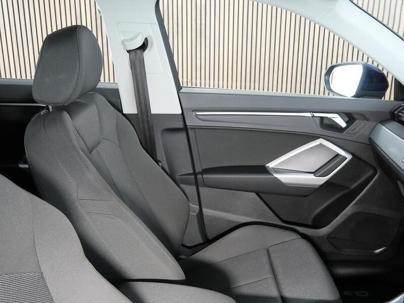 Used Audi Q3 2020 for sale - 77836600: Photo 31