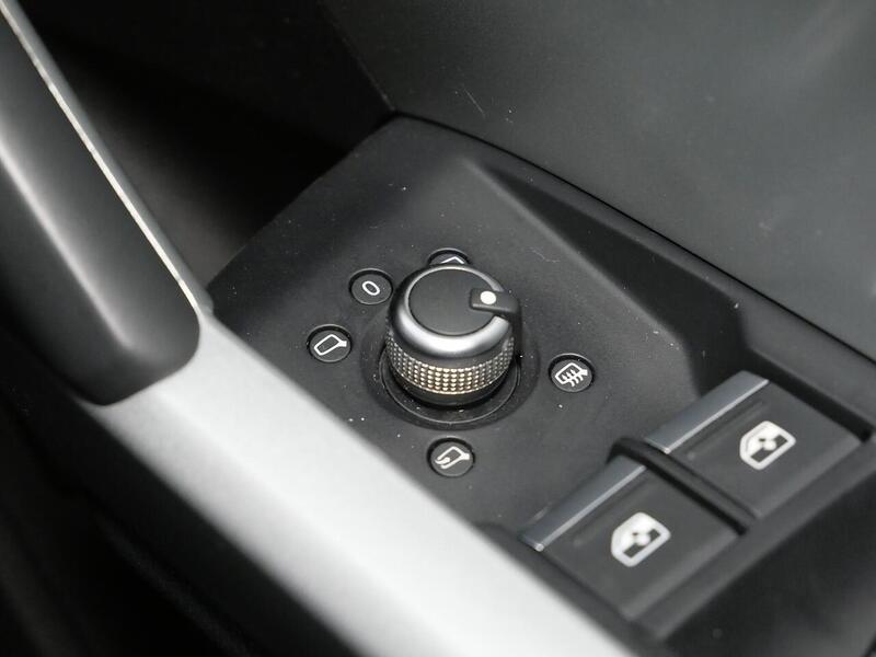 Used Audi Q3 2020 for sale - 77836600: Photo 39