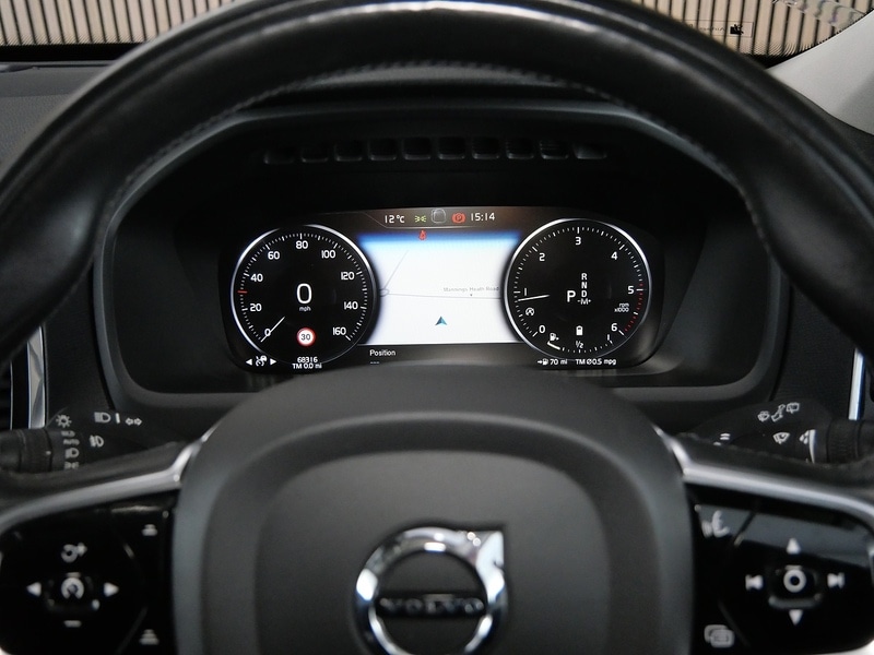 Used Volvo XC90 2020 for sale - 77264026: Photo 25