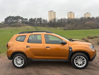 Used Dacia Duster 2019 for sale - 77905363: Photo