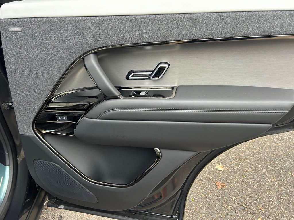 Used Land Rover Range Rover Sport 2025 for sale - 76841103: Photo 16