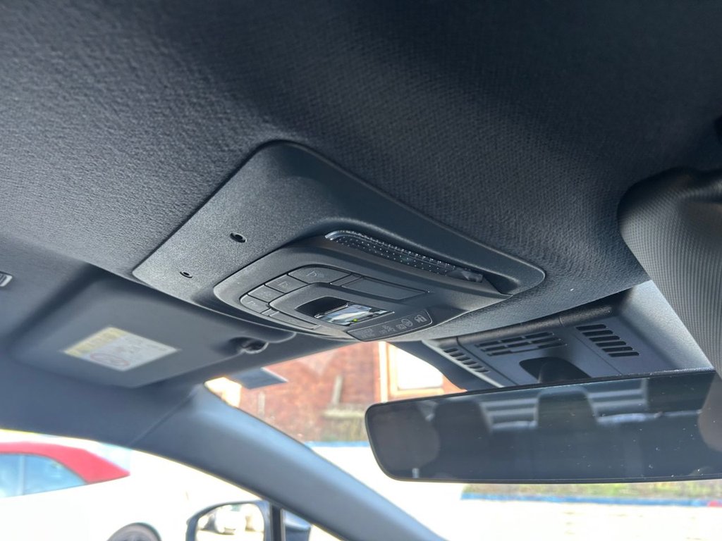 Used Toyota C-HR 2025 for sale - 77457602: Photo 24