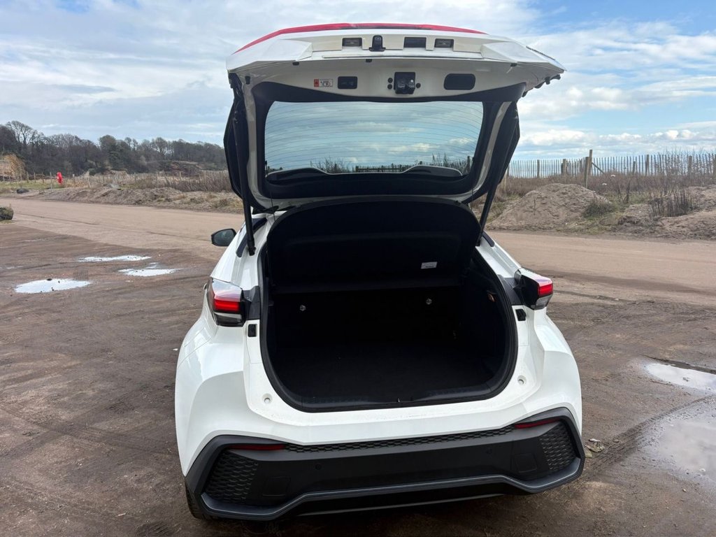 Used Toyota C-HR 2025 for sale - 77457602: Photo 40