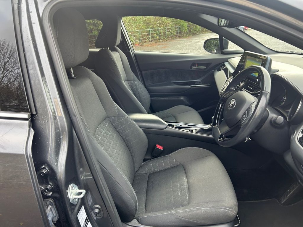Used Toyota C-HR 2020 for sale - 76851019: Photo 15