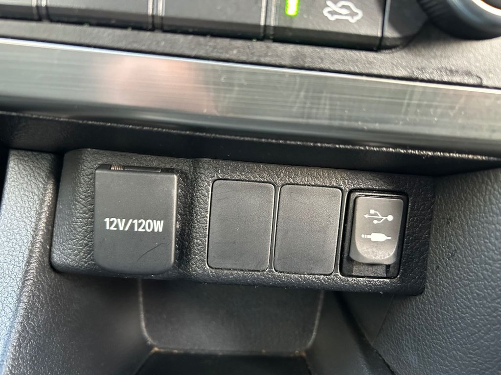 Used Toyota Auris 2014 for sale - 77697924: Photo 17