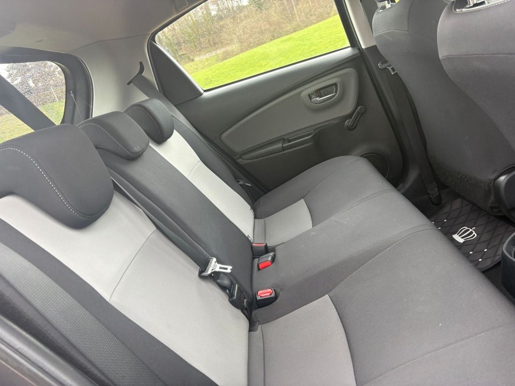 Used Toyota Yaris 2018 for sale - 77905389: Photo 12