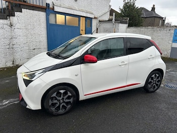 2019 (19) - 1.0 VVT-i x-trend Hatchback 5dr Petrol Manual Euro 6 (71 ps)