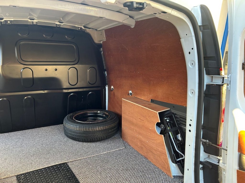 Used Nissan NV250 2020 for sale - 77313213: Photo 8