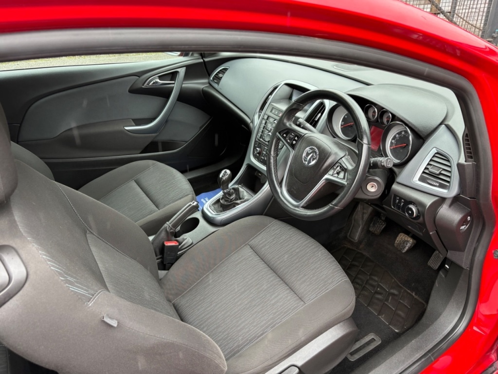 Used Vauxhall Astra GTC 2013 for sale - 75960501: Photo 9