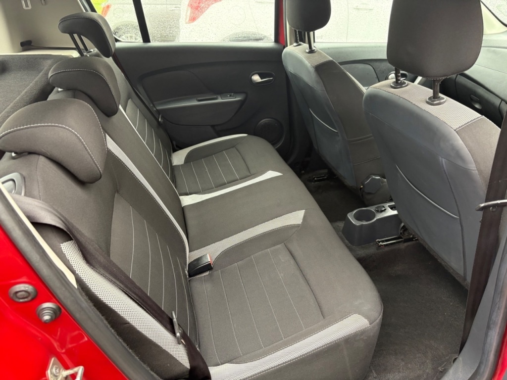 Used Dacia Sandero Stepway 2018 for sale - 76162560: Photo 12