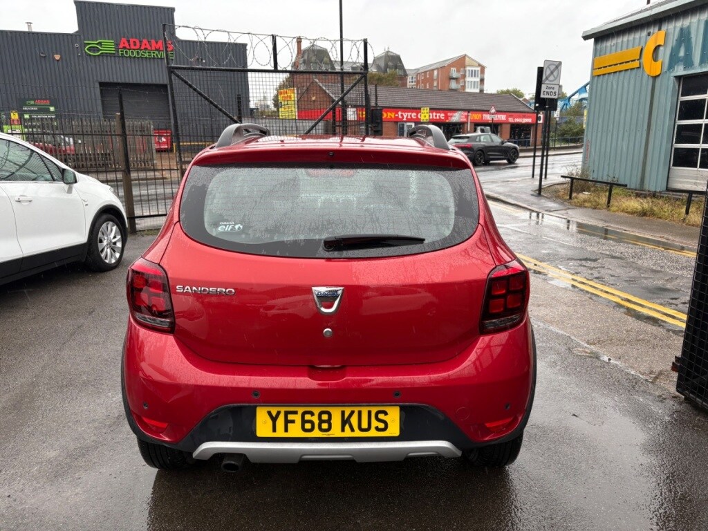 Used Dacia Sandero Stepway 2018 for sale - 76162560: Photo 8