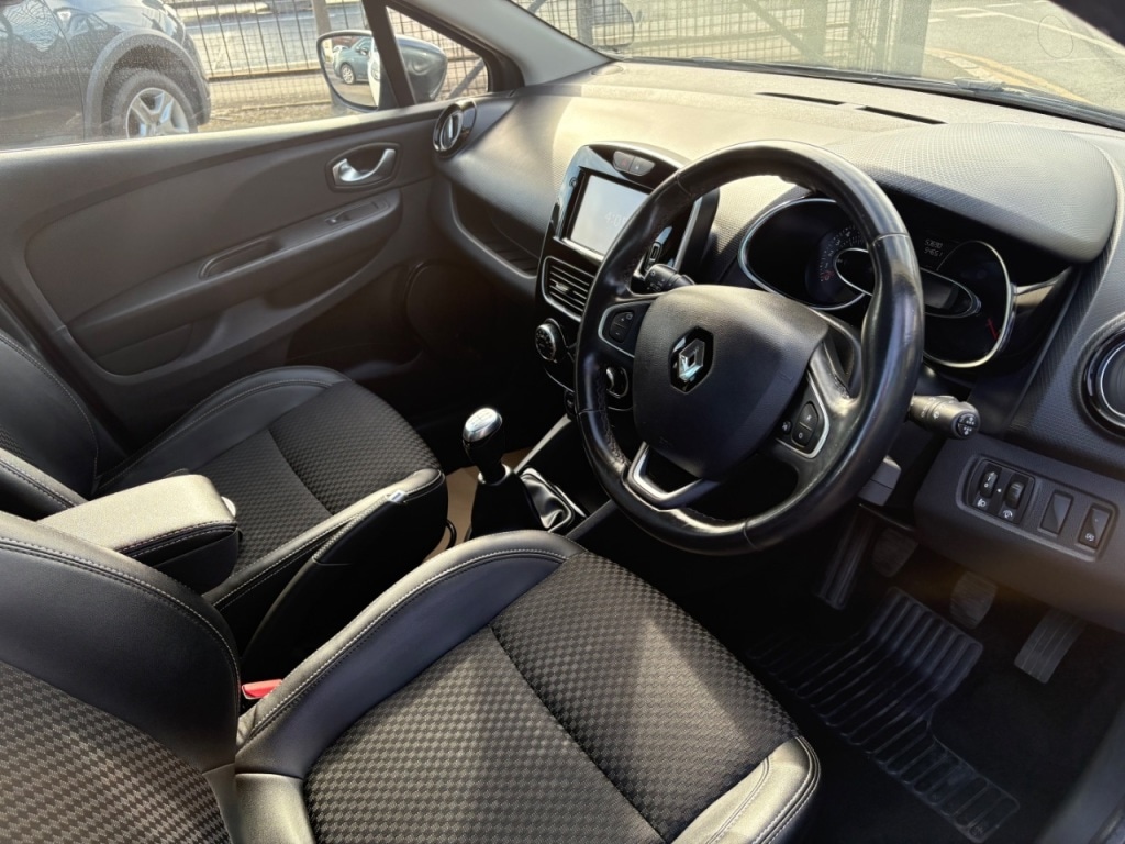 Used Renault Clio 2018 for sale - 78162264: Photo 11