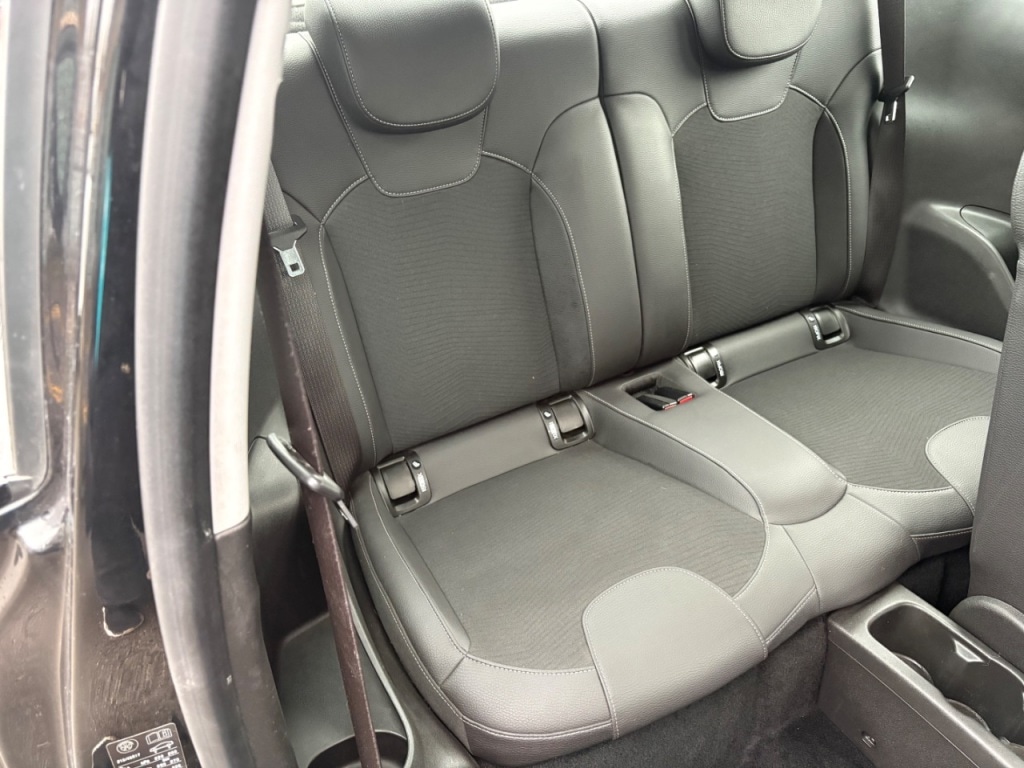 Used Vauxhall ADAM 2017 for sale - 77220638: Photo 10