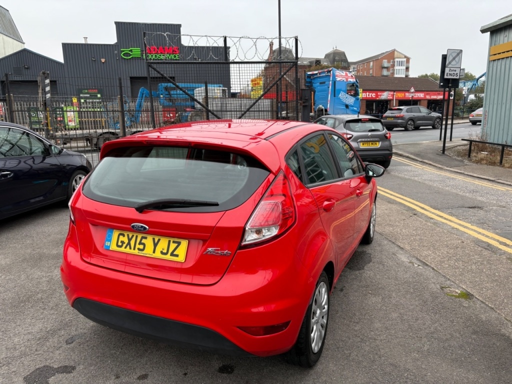 Used Ford Fiesta 2015 for sale - 75335269: Photo 6