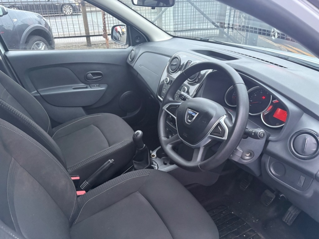 Used Dacia Sandero 2017 for sale - 77341135: Photo 10