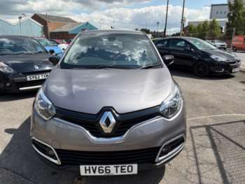 Used Renault Captur 2016 for sale - 74903637: Photo