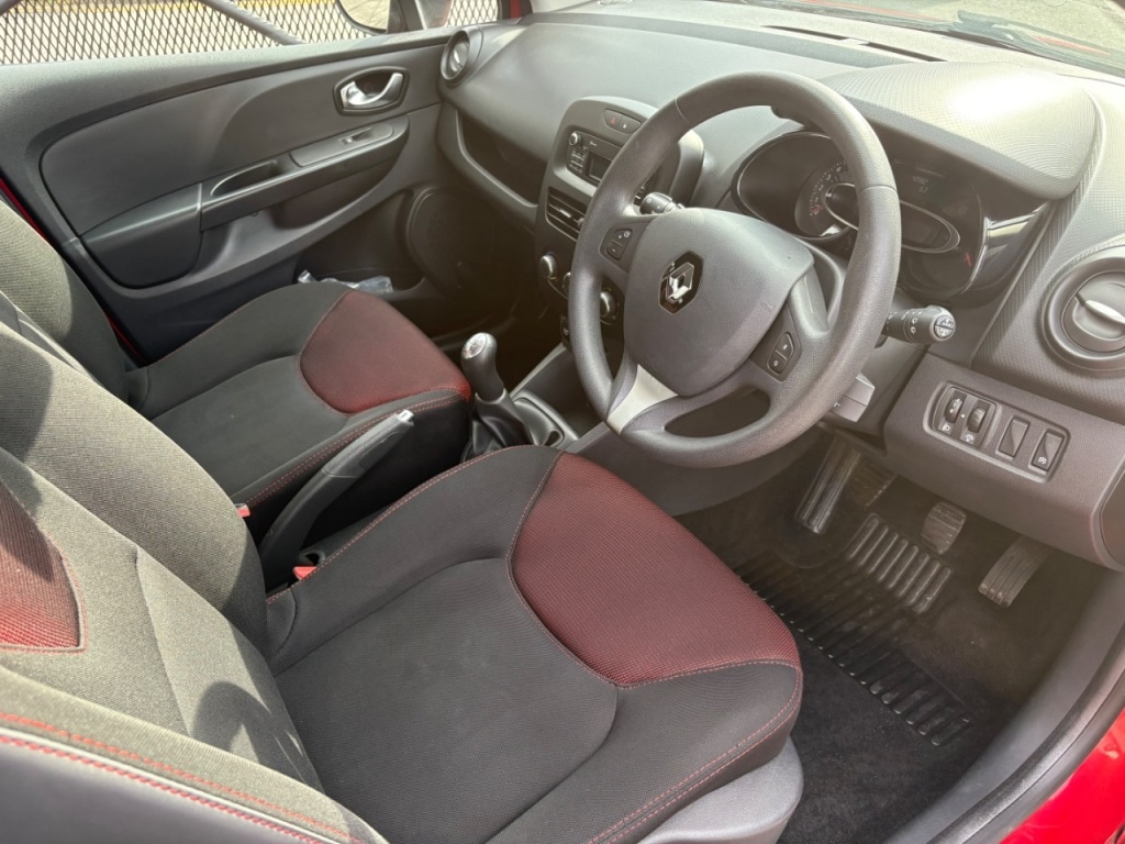 Used Renault Clio 2016 for sale - 76235169: Photo 9