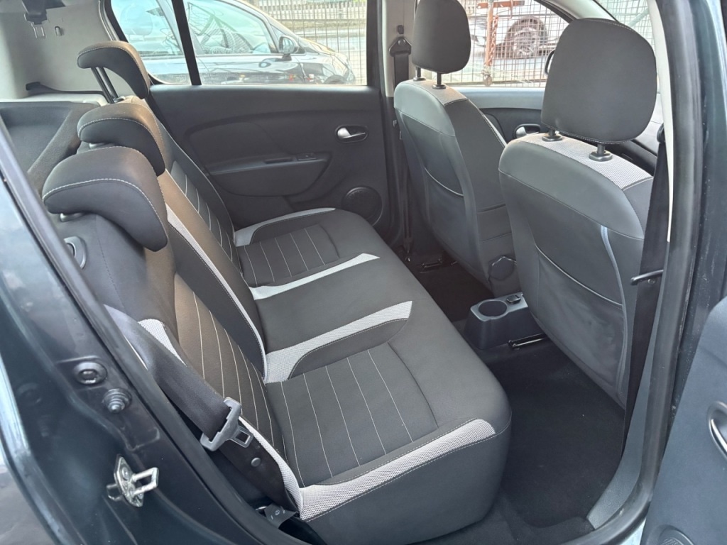 Used Dacia Sandero Stepway 2017 for sale - 76836129: Photo 11