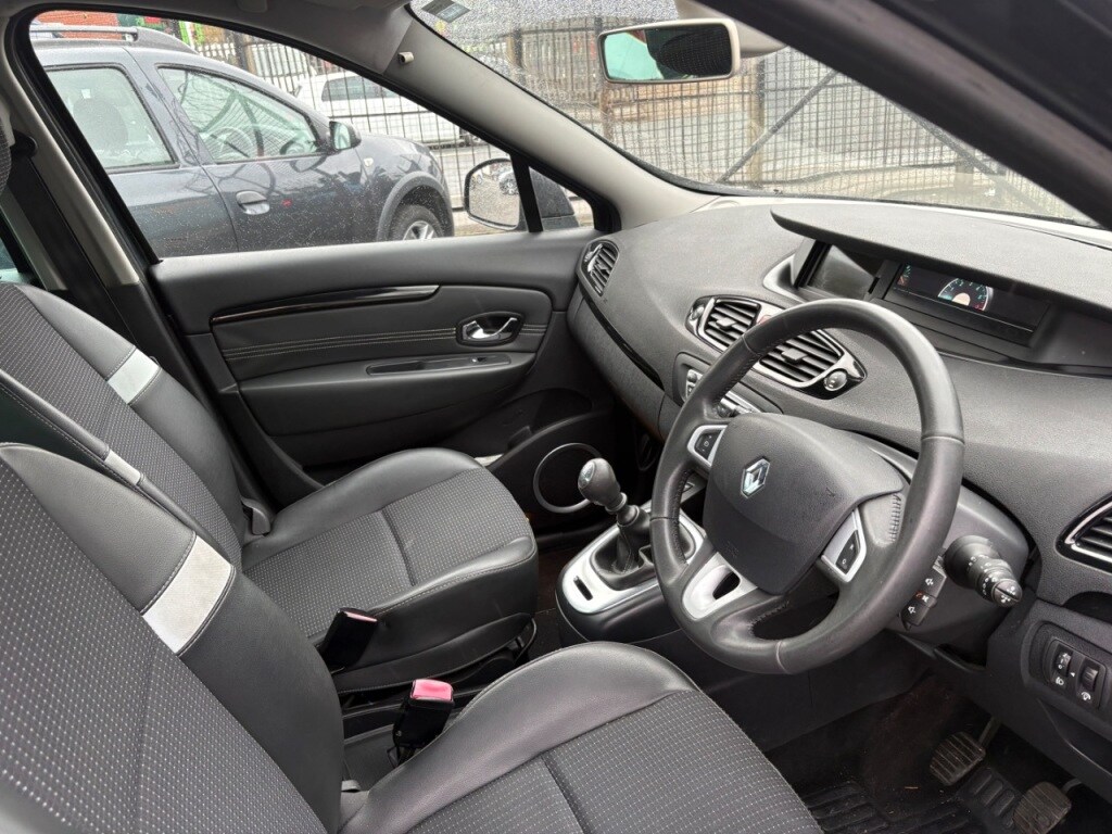 Used Renault Scenic 2011 for sale - 77341127: Photo 10